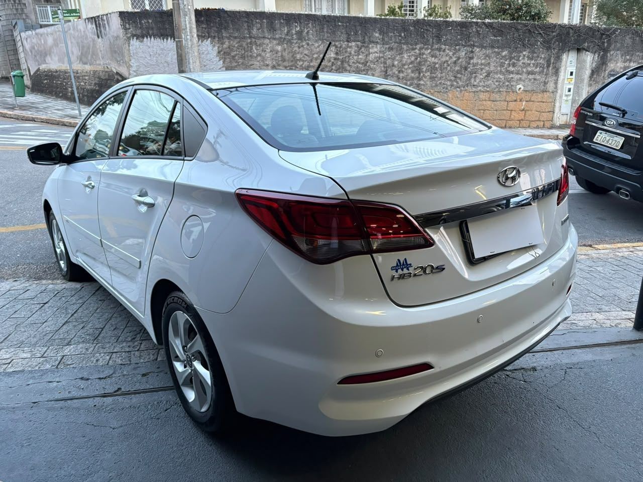Hyundai Hb20 S Premium 2016 seminovo em Vinhedo-SP