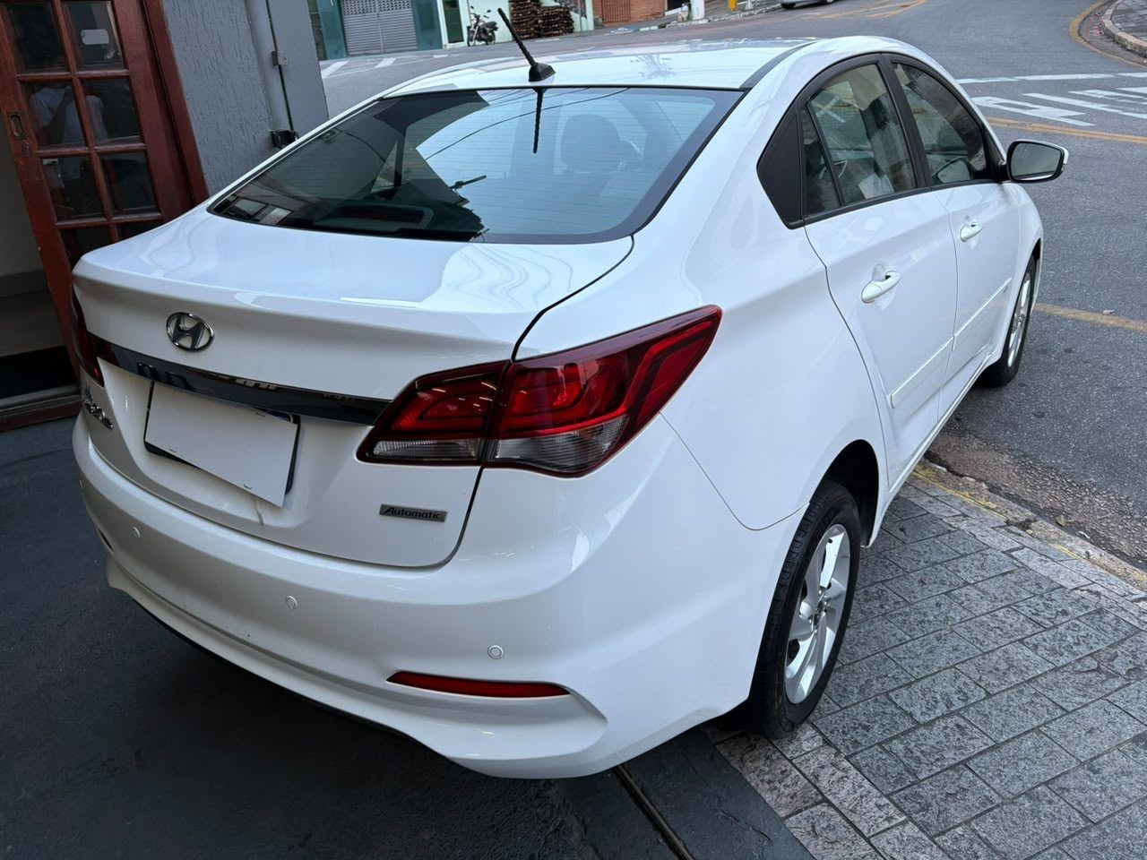 Hyundai Hb20 S Premium 2016 seminovo em Vinhedo-SP - foto 7 de 10