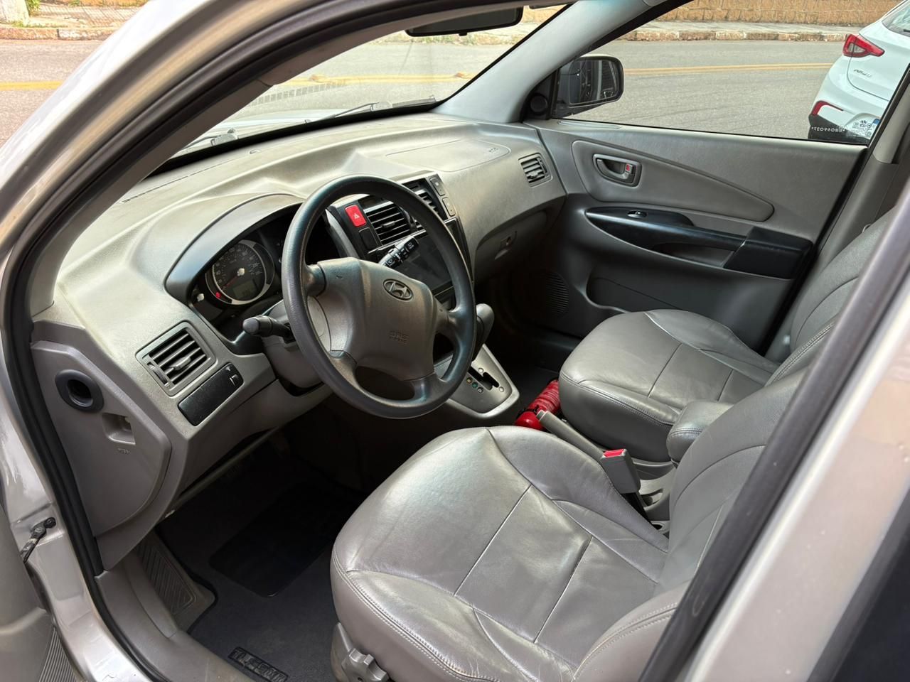 Hyundai Tucson GLX 2014 seminovo em Vinhedo-SP - foto 2 de 8