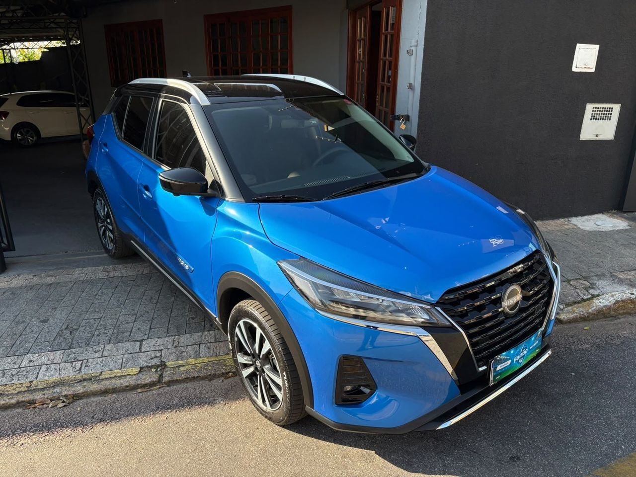 Nissan Kicks exclusive 2024 seminovo em Vinhedo-SP