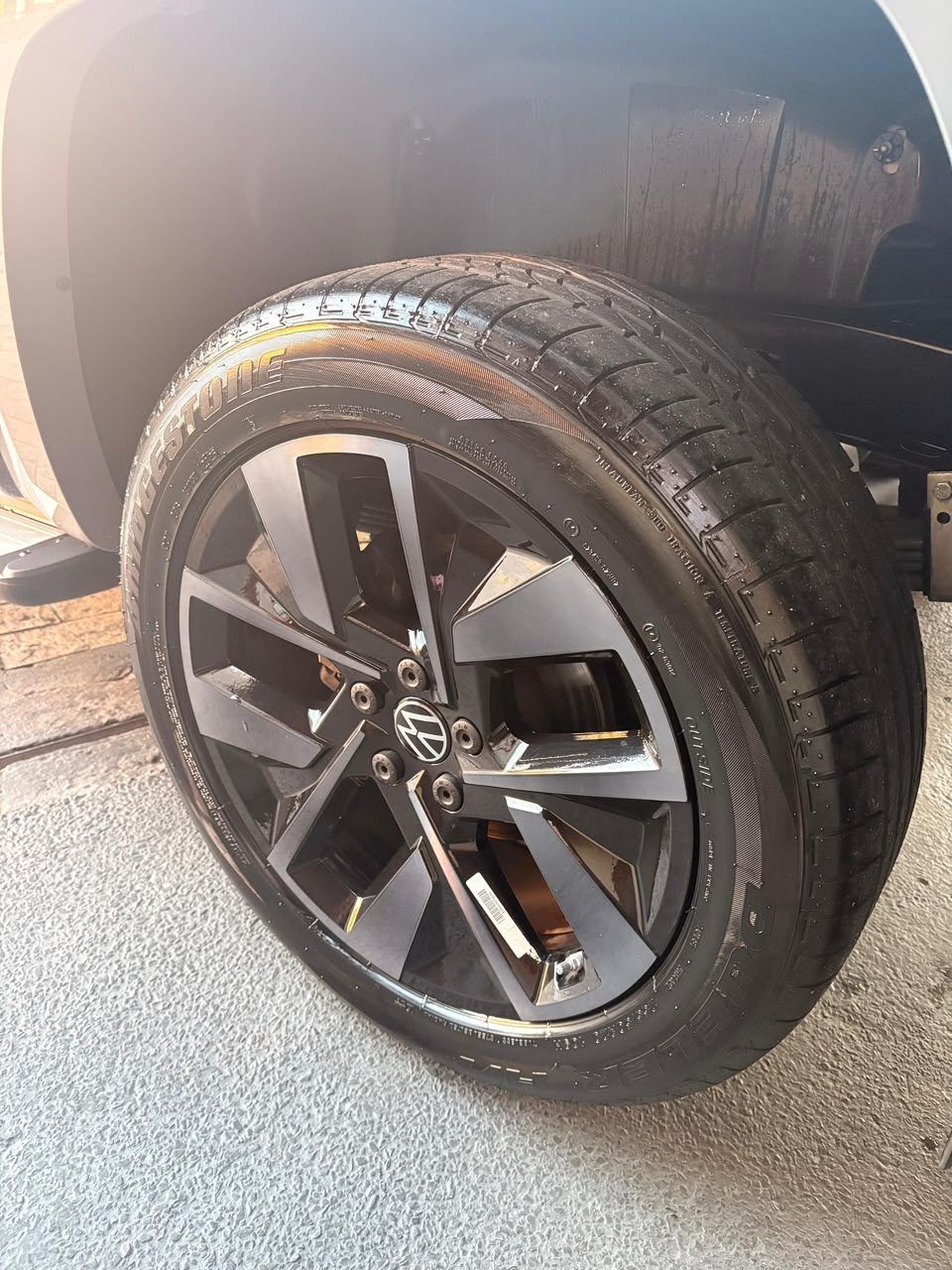 Volkswagen Amarok Barretos 2026 seminovo em Vinhedo-SP - foto 9 de 9